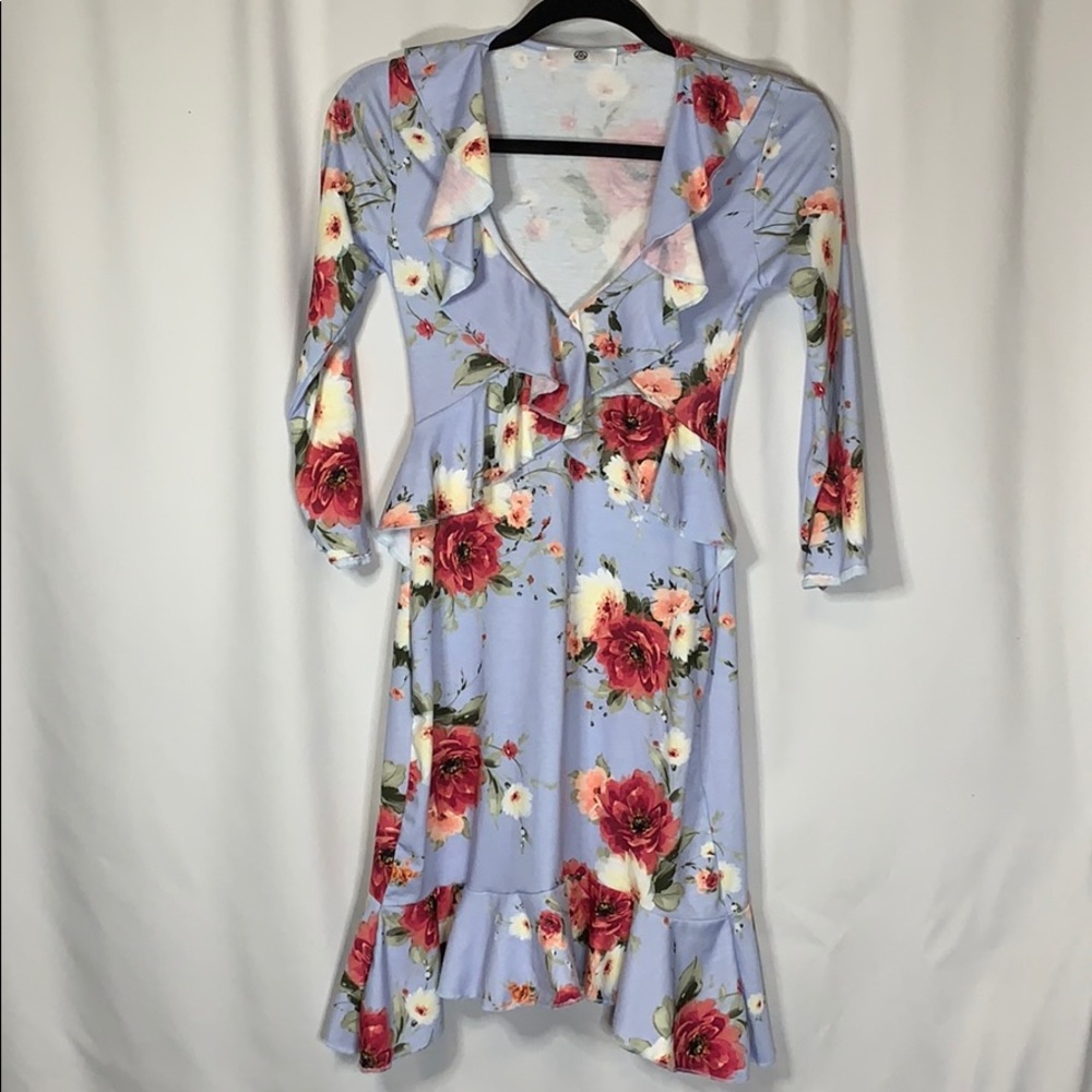 Flora dress ruffle v neck size 4 by Missguided